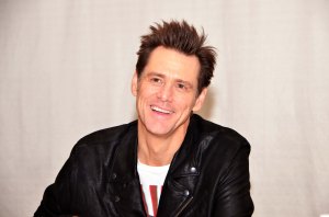 Nuija ja tosinuija kaks -komediassa nähtävä Jim Carrey on onnellinen sinkkuna.