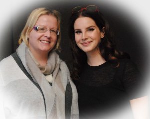 Lana del Rey teki Big Eyes -komedian tunnuslaulun. Kuva: HFPA