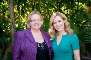 Tammikuussa tapasin 12 Monkeys -sci-fi-sarjan näyttelijöitä, kuten Amanda Schullin. Hän näyttää nuorelta Nicole Kidmanilta. Kuva: HFPA